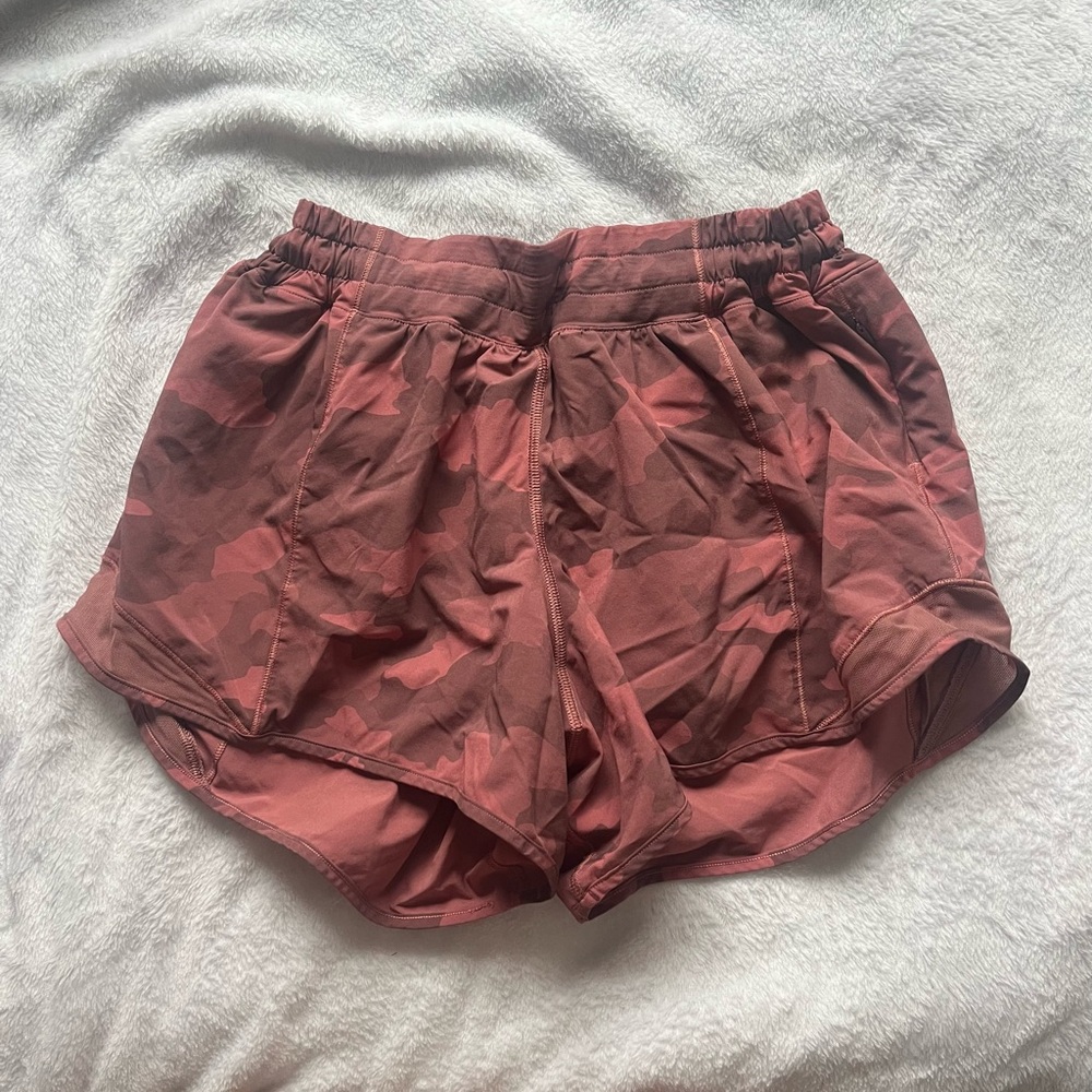 Lululemon Hotty Hot 4”